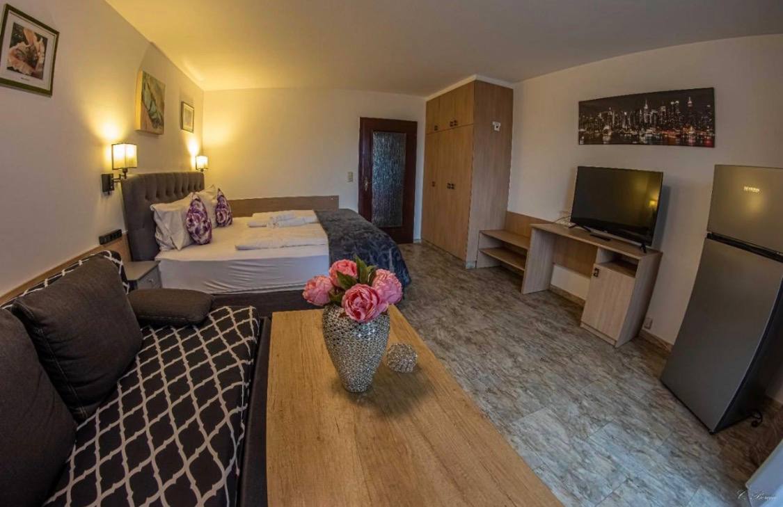 Zimmer mit fünf Betten