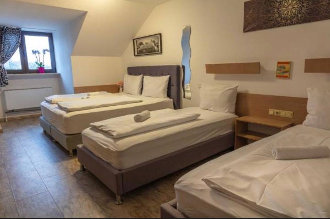 4-Bettzimmer ohne Balkon