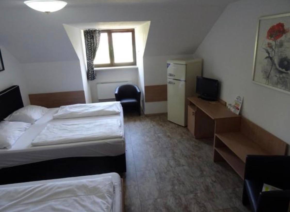 4-Bettzimmer ohne Balkon